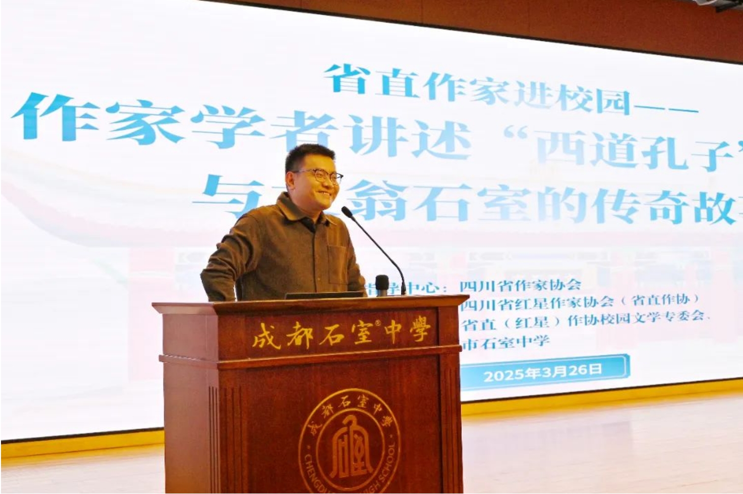 杨03284.jpg