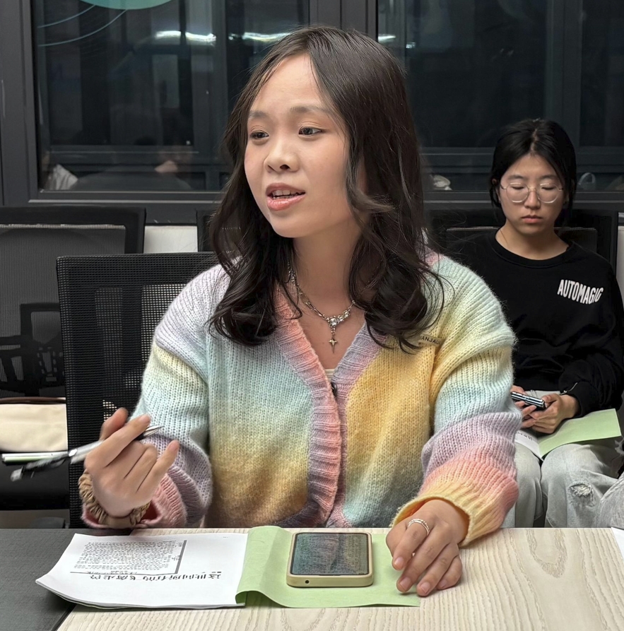 邵瓷同学(1).jpg