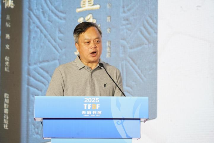 1763367099296283.png 1762829915871837.png